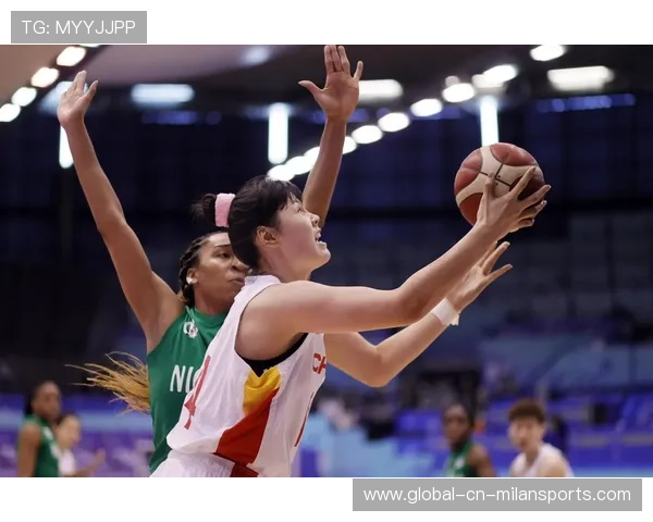 中国女篮的微笑照亮世界，你知道中国女篮