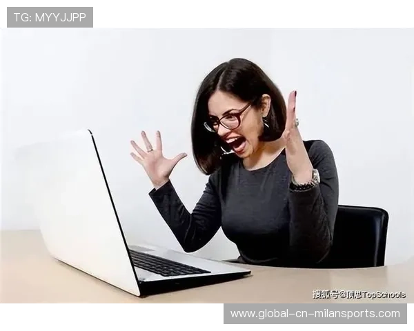 女老师裸辞刷屏：编制不能安放尊严，女老师脏话连篇被辞职